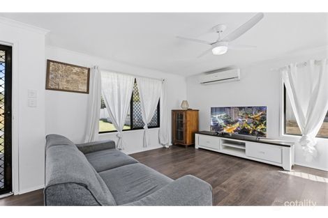 Property photo of 9 Sandstone Court Eagleby QLD 4207