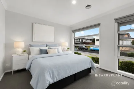 Property photo of 40 Union Street Clyde North VIC 3978