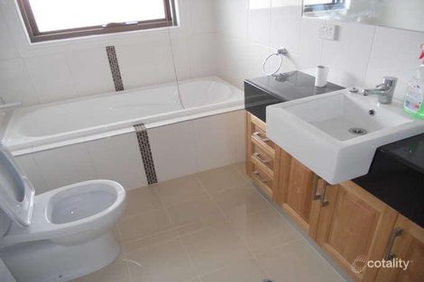 Property photo of 23 Grieve Street Macleod VIC 3085
