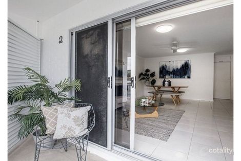 Property photo of 2/738 Pacific Parade Currumbin QLD 4223