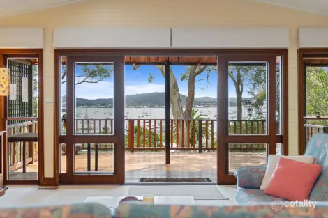 Property photo of 28 Martha Jane Avenue Killcare NSW 2257