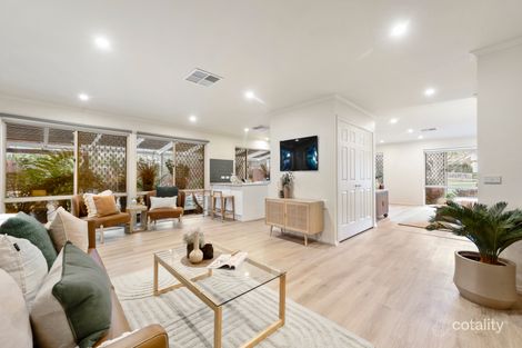 Property photo of 4 St Helena Place Rowville VIC 3178