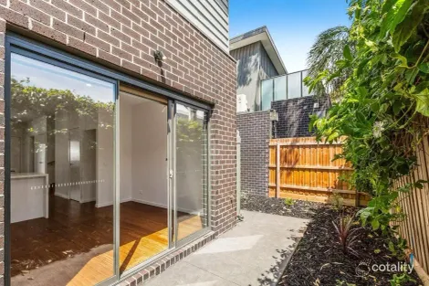 Property photo of 12 Dolman Lane Newport VIC 3015