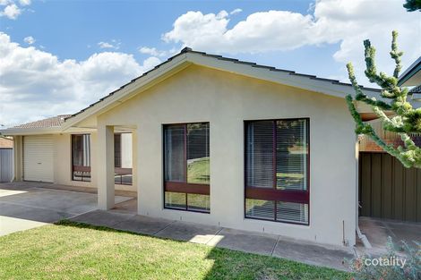 13 Jeanette Cres, Aberfoyle Park, SA 5159