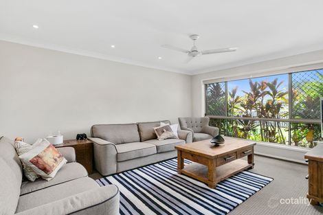 1 Boyer St, Pacific Pines, QLD 4211