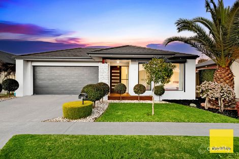 Property photo of 25 Higgins Way Truganina VIC 3029