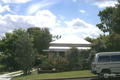 14 Bognuda St, Bundamba, QLD 4304