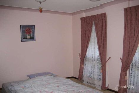 Property photo of 11 Kareda Drive Campbelltown SA 5074