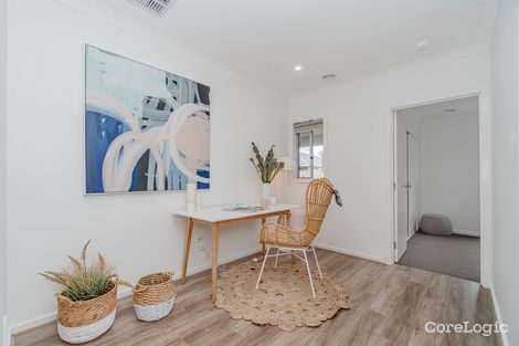 Property photo of 18 Rhubarb Place Mickleham VIC 3064
