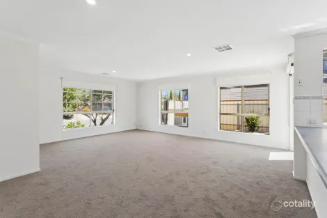 Property photo of 14 Linford Close Salisbury Downs SA 5108