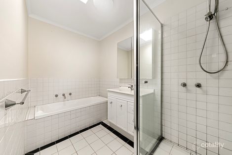 Property photo of 3/7 Warrigal Road Hughesdale VIC 3166