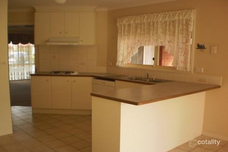 Property photo of 17 Tulloch Way Roxburgh Park VIC 3064