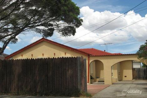 13 Grevillea Rd, Kings Park, VIC 3021