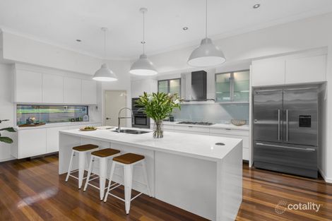 Property photo of 52 Goodenia Crescent Seventeen Mile Rocks QLD 4073
