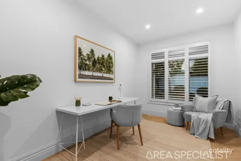 Property photo of 3 Roehampton Crescent Mount Eliza VIC 3930