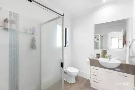 Property photo of 10 Howitt Street Caloundra West QLD 4551