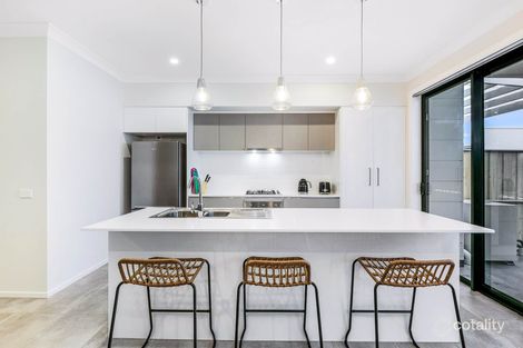 Property photo of 25 Chippers Glade Blacktown NSW 2148