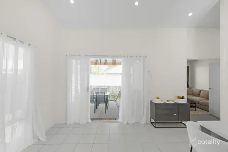 Property photo of 19 Ashburton Crescent Sippy Downs QLD 4556