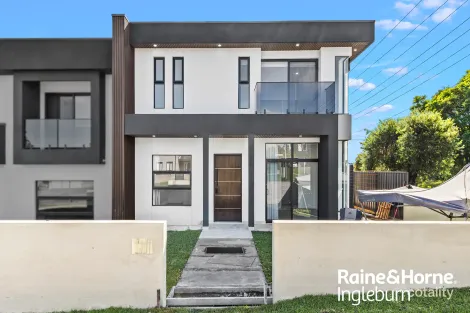 62b Belmont Rd, Glenfield, NSW 2167