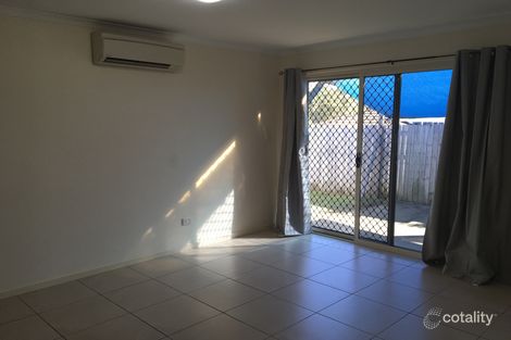 Property photo of 2/21 Seabiscuit Crescent Kallangur QLD 4503
