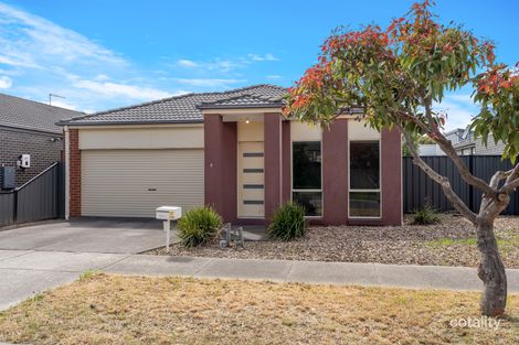 8 Avon Gr, Craigieburn, VIC 3064
