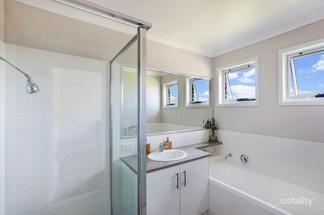 Property photo of 2/7 Pendrea Close Kleinton QLD 4352