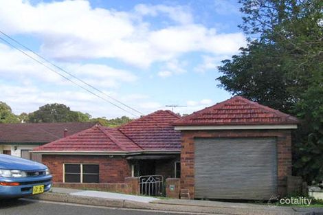 1 Warraba St, Como, NSW 2226