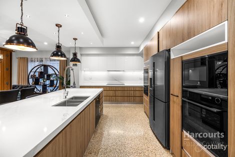 Property photo of 1 Milano Road Burnside VIC 3023