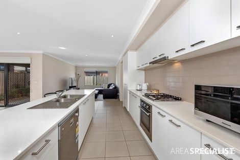 Property photo of 5 Huckleberry Street Point Cook VIC 3030