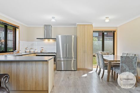 Property photo of 66 Huntingfield Avenue Huntingfield TAS 7055