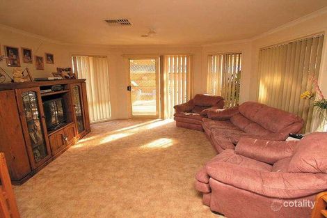 Property photo of 37 Orama Avenue Carrum Downs VIC 3201