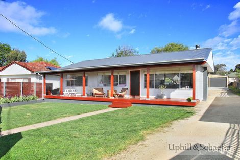 Property photo of 8 Holmes Avenue Armidale NSW 2350