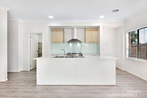 Property photo of 32 Ashwell Avenue Williams Landing VIC 3027