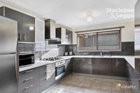 Property photo of 2 Drummer Lane Narre Warren VIC 3805