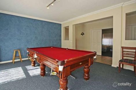 Property photo of 47 Meadenhall Drive St Albans Park VIC 3219