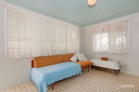 Property photo of 32 Cross Street Fairfield QLD 4103
