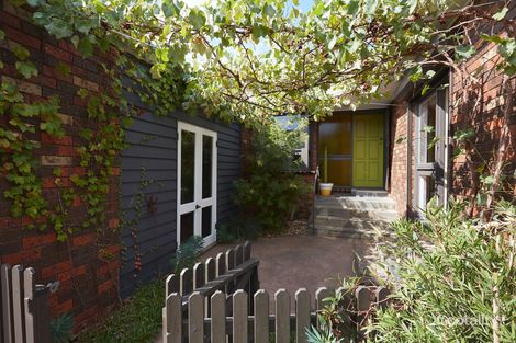 2/13 Olive Gr, Pascoe Vale, VIC 3044
