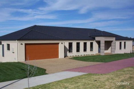 8 Grandeur Pl, East Albury, NSW 2640