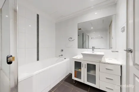 Property photo of 25/142-148 Bridge Road Westmead NSW 2145