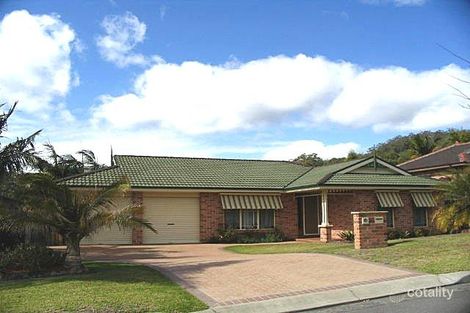 28 Rembrae Dr, Green Point, NSW 2251