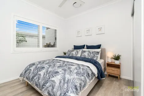 Property photo of 28 Quarterdeck Avenue Pialba QLD 4655