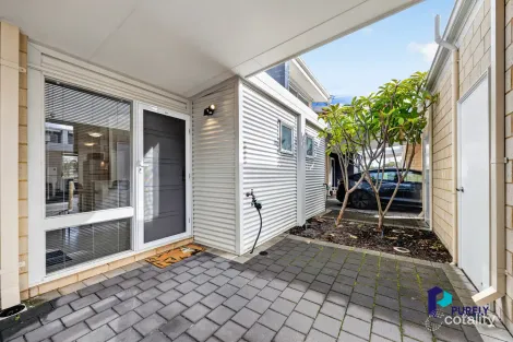 17/21 Bent St, Cannington, WA 6107
