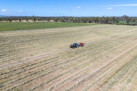 745 Hivesville Rd, Marshlands, QLD 4611