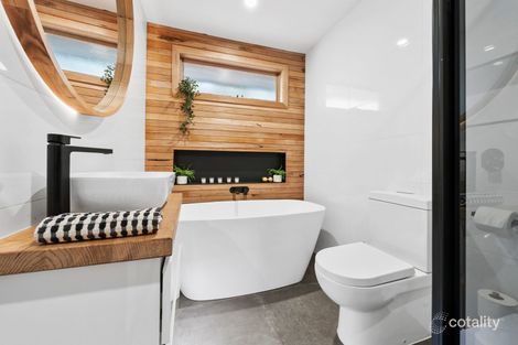 Property photo of 2 Seribu Close Tyabb VIC 3913
