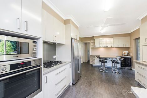 15 Yorna Rd, Kalamunda, WA 6076