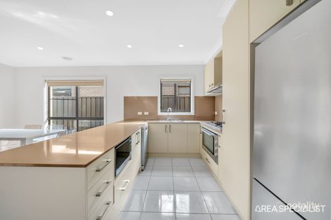 Property photo of 73 Willandra Boulevard Harkness VIC 3337