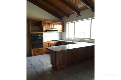 Property photo of 269 James Cook Drive Endeavour Hills VIC 3802