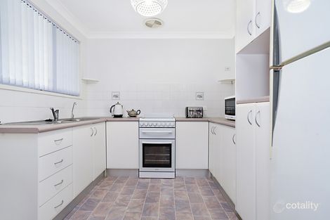 Property photo of 32 Natuna Avenue Budgewoi NSW 2262
