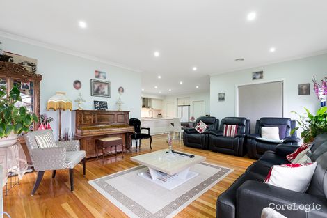 Property photo of 2 Maloney Avenue Craigieburn VIC 3064