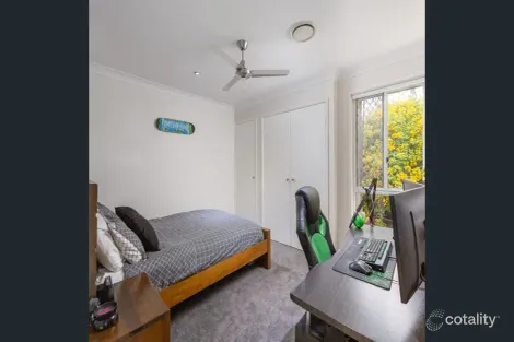 Property photo of 38 Eastern Court Helensvale QLD 4212